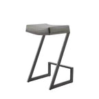 Sgabello da bancone grigio e nero in similpelle senza schienale con altezza seduta di 66 cm