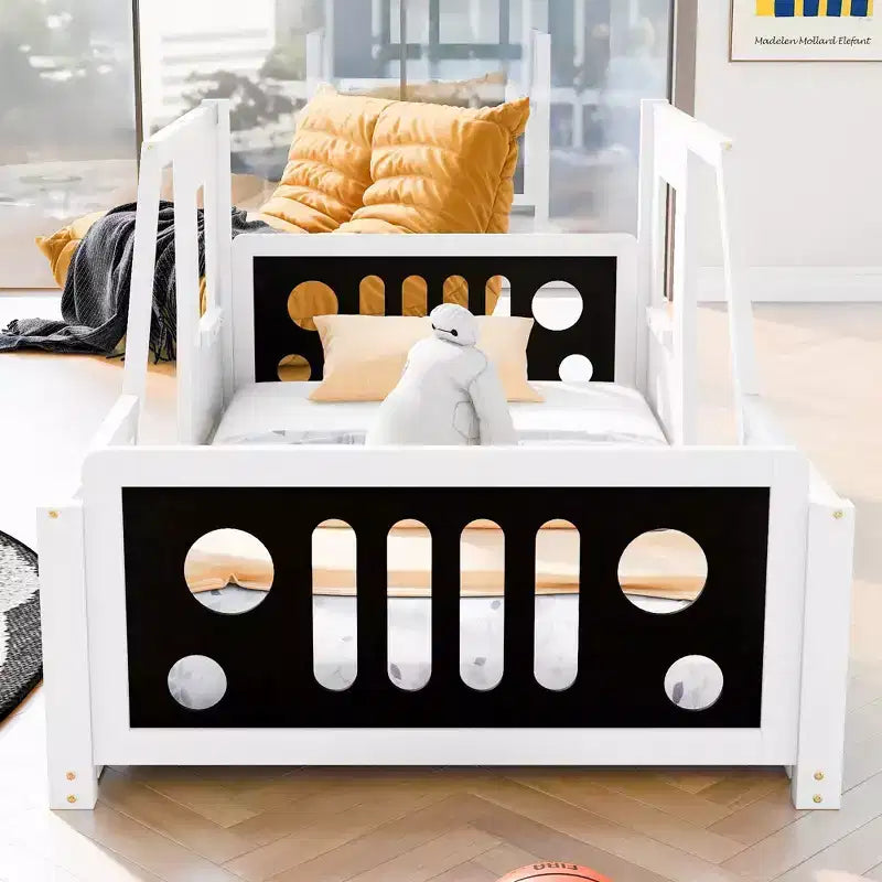 Struttura letto per bambini a forma di macchina, misure Twin/Full, con spondine laterali e doghe in legno
