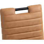 Sgabello da bancone in similpelle color cognac con struttura in metallo