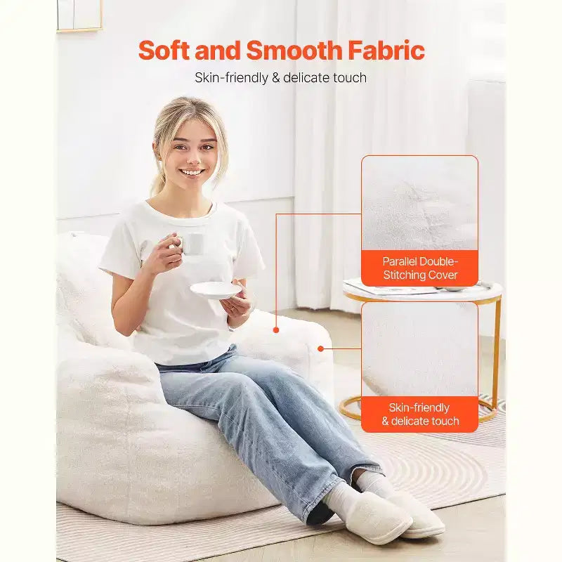 Poltrona Sacco in Memory Foam con Braccioli e Tasca Portaoggetti, Rivestimento in Velluto Teddy, 90L x 92P x 68,5H cm, Bianca