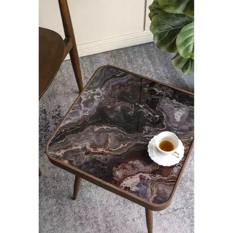 Tavolino esagonale con piano in legno di Hemlock e struttura in ferro